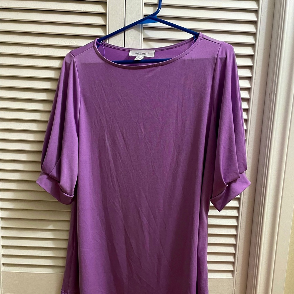 FREE matching woven scarf included.Pretty lilac jersey blouse. Addition Elle 18